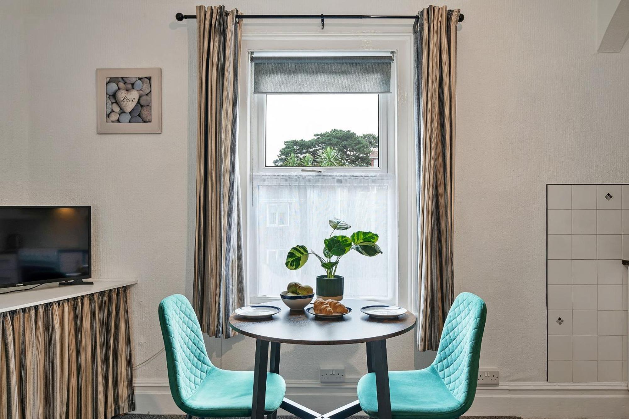 Finest Retreats - Atherfield Apartments No 6 - Tree Tops 佩恩顿 外观 照片